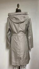 Load image into Gallery viewer, Ann - Hooded Fall/Spring Coat - Silk