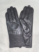 Load image into Gallery viewer, Womens Lambskin Leather Gloves
