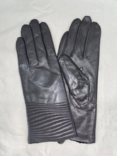 Load image into Gallery viewer, Womens Lambskin Leather Gloves
