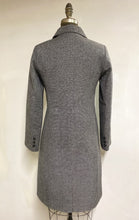 Load image into Gallery viewer, Carolina Classic Coat - 100% Pure Virgin Merino Wool