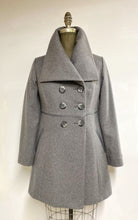 Load image into Gallery viewer, Ariel Jacket - 50% Cashmere &amp; Wool Blend
