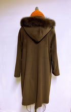 Load image into Gallery viewer, Rachel Coat - 50% Cashmere & Wool Blend - Detachable Fox Hood
