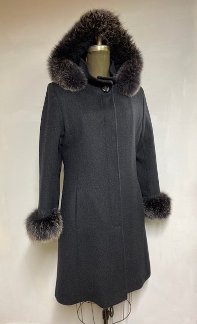 Elena Classic Coat - 50% Cashmere & Wool Blend - Fur Hood and Cuffs