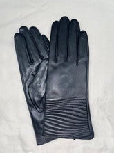 Load image into Gallery viewer, Womens Lambskin Leather Gloves
