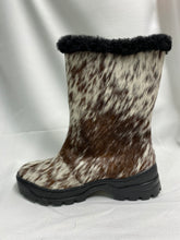 Load image into Gallery viewer, Boots - Oksana Fur Boot - Cream  &amp; Coffee
